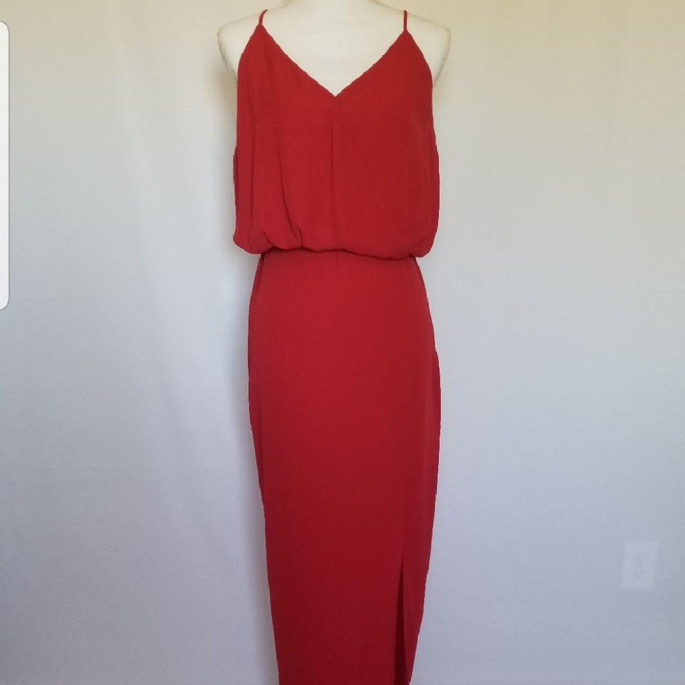 Must sell! Gorgeous lady in red!!